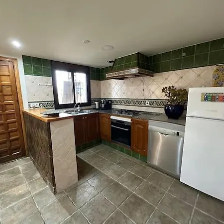 Paraiso De La Luz, Casa 2 Bedrooms, Private Kitchen & Bathroom Holiday home *