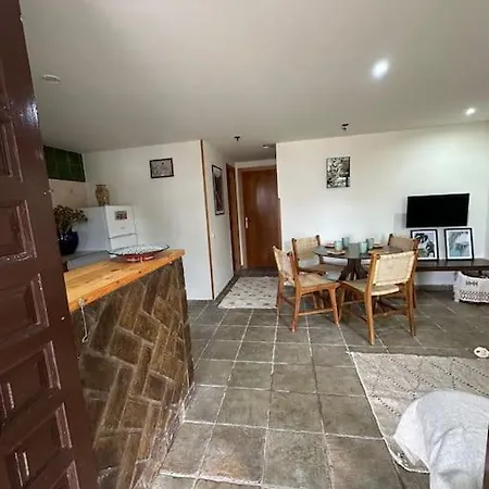 Casa de Férias Paraiso De La Luz, Casa 2 Bedrooms, Private Kitchen & Bathroom Cádis